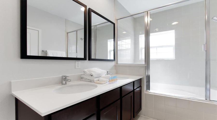 KISSIMMEE, Florida 34746, 2 Bedrooms Bedrooms, ,2 BathroomsBathrooms,Residential,For Sale,CORVETTE,0,MFRO6353756