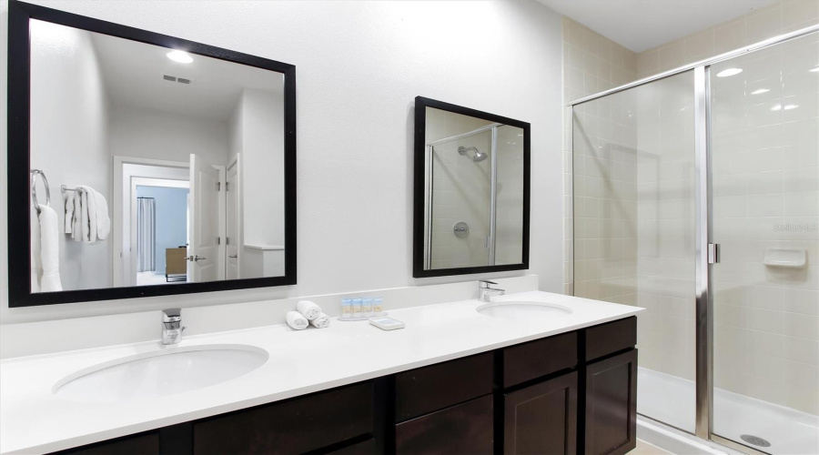 KISSIMMEE, Florida 34746, 2 Bedrooms Bedrooms, ,2 BathroomsBathrooms,Residential,For Sale,CORVETTE,0,MFRO6353756