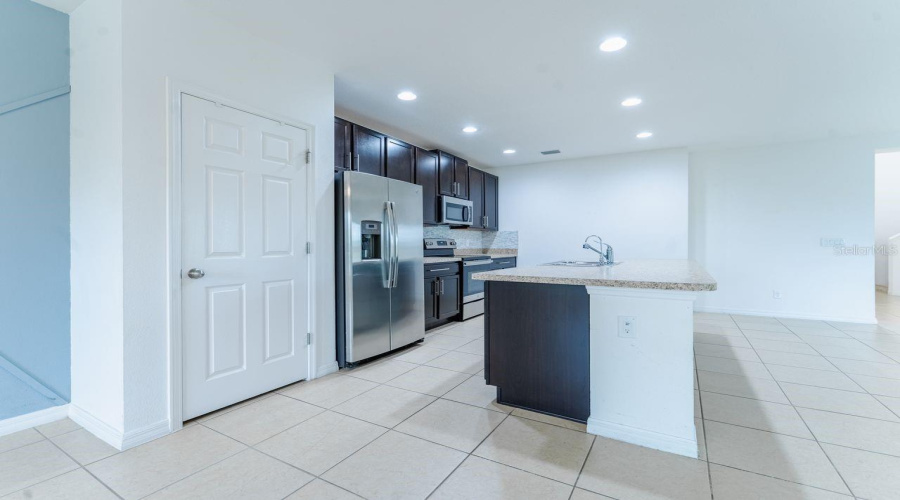 DAVENPORT, Florida 33837, 4 Bedrooms Bedrooms, ,3 BathroomsBathrooms,Residential,For Sale,ANNABELLE,0,MFRS5135897