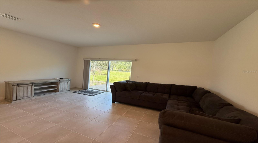 KISSIMMEE, Florida 34746, 3 Bedrooms Bedrooms, ,2 BathroomsBathrooms,Residential,For Sale,CIRCLE HOOK ST,0,MFRO6352951
