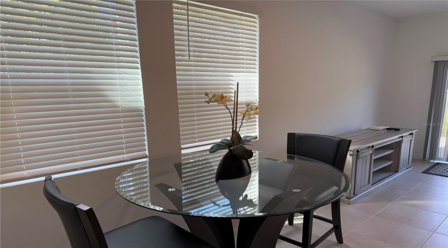 KISSIMMEE, Florida 34746, 3 Bedrooms Bedrooms, ,2 BathroomsBathrooms,Residential,For Sale,CIRCLE HOOK ST,0,MFRO6352951