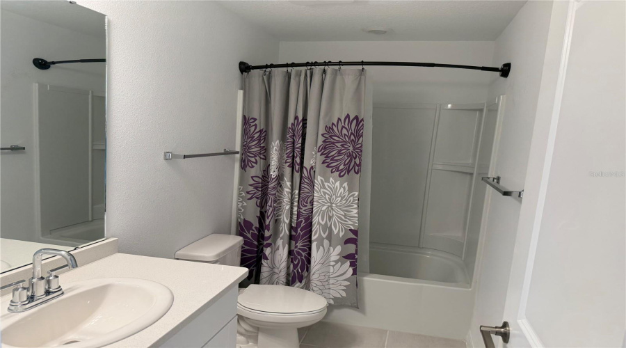 KISSIMMEE, Florida 34746, 3 Bedrooms Bedrooms, ,2 BathroomsBathrooms,Residential,For Sale,CIRCLE HOOK ST,0,MFRO6352951