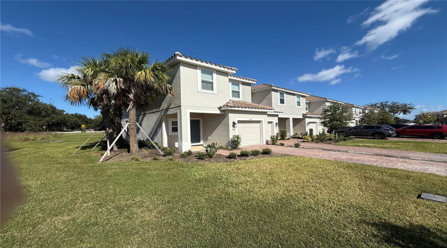 KISSIMMEE, Florida 34746, 3 Bedrooms Bedrooms, ,2 BathroomsBathrooms,Residential,For Sale,CIRCLE HOOK ST,0,MFRO6352951