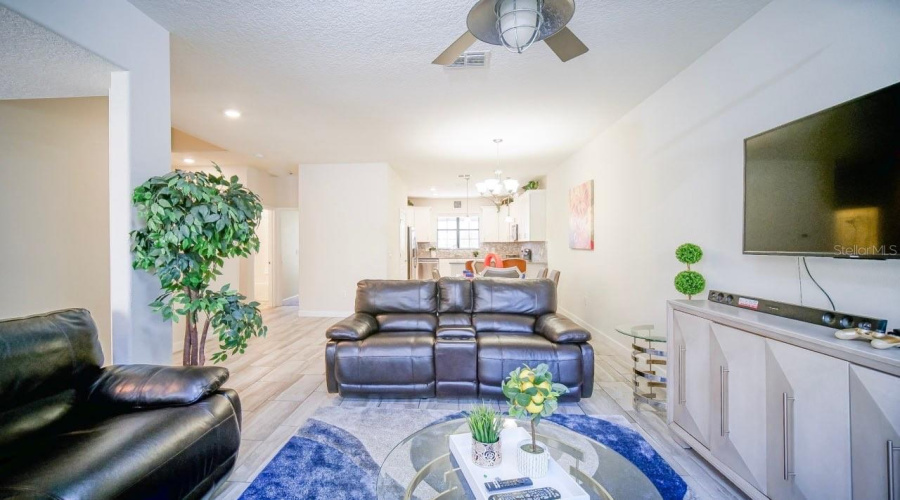 DAVENPORT, Florida 33896, 4 Bedrooms Bedrooms, ,4 BathroomsBathrooms,Residential,For Sale,SHINNECOCK HILLS,0,MFRS5136678