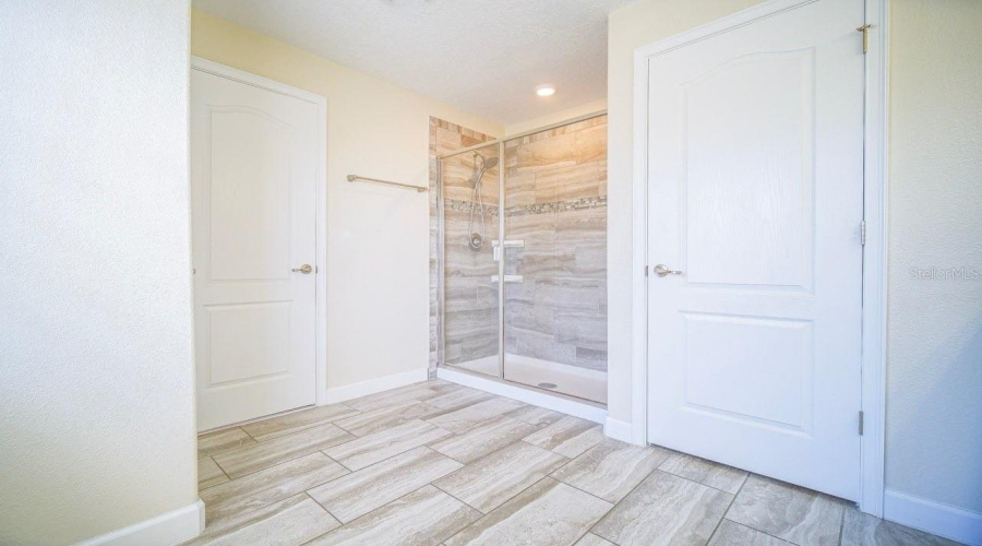 DAVENPORT, Florida 33896, 4 Bedrooms Bedrooms, ,4 BathroomsBathrooms,Residential,For Sale,SHINNECOCK HILLS,0,MFRS5136678