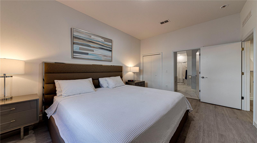 DAVENPORT, Florida 33896, 5 Bedrooms Bedrooms, ,4 BathroomsBathrooms,Residential,For Sale,TRIKOMO,0,MFRO6353858