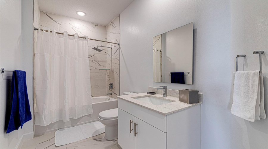 DAVENPORT, Florida 33896, 5 Bedrooms Bedrooms, ,4 BathroomsBathrooms,Residential,For Sale,TRIKOMO,0,MFRO6353858