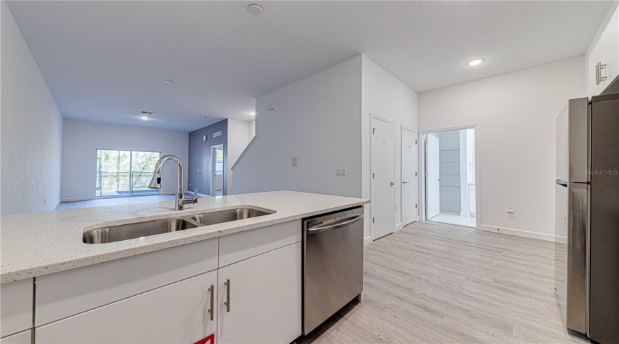 DAVENPORT, Florida 33896, 5 Bedrooms Bedrooms, ,4 BathroomsBathrooms,Residential,For Sale,FAMAGUSTA,0,MFRO6353835