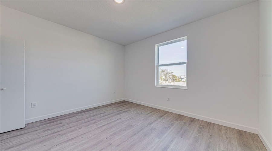 DAVENPORT, Florida 33896, 5 Bedrooms Bedrooms, ,4 BathroomsBathrooms,Residential,For Sale,FAMAGUSTA,0,MFRO6353835
