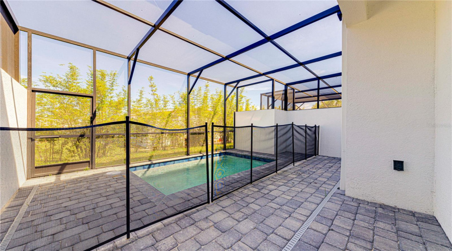 DAVENPORT, Florida 33896, 5 Bedrooms Bedrooms, ,4 BathroomsBathrooms,Residential,For Sale,FAMAGUSTA,0,MFRO6353835