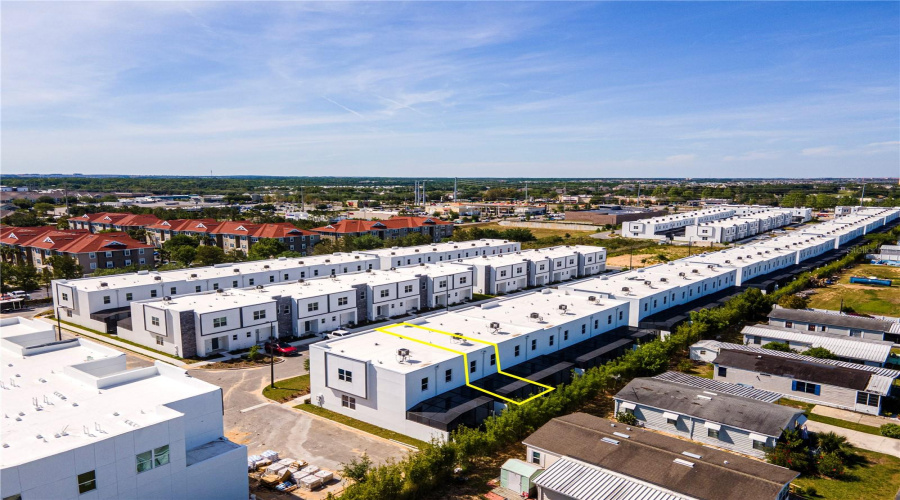 DAVENPORT, Florida 33896, 5 Bedrooms Bedrooms, ,4 BathroomsBathrooms,Residential,For Sale,FAMAGUSTA,0,MFRO6353835