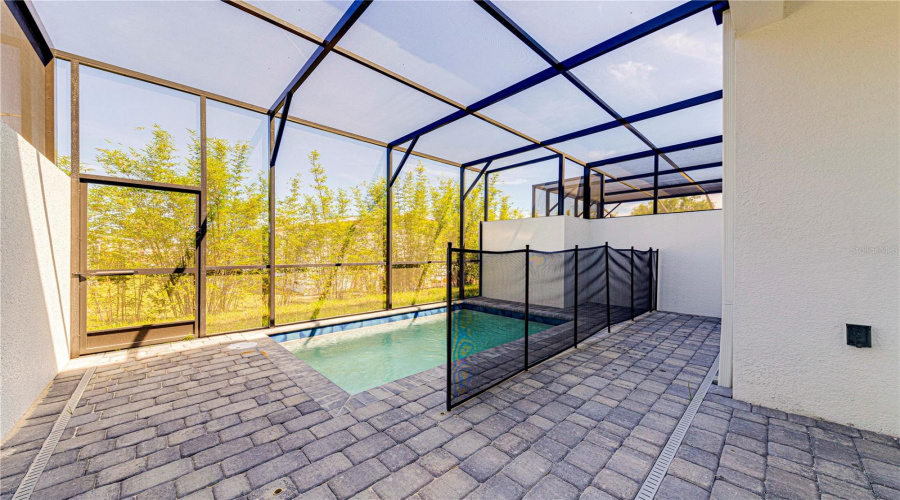 DAVENPORT, Florida 33896, 5 Bedrooms Bedrooms, ,4 BathroomsBathrooms,Residential,For Sale,FAMAGUSTA,0,MFRO6353835