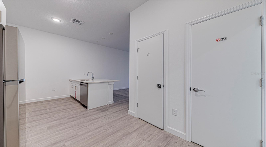 DAVENPORT, Florida 33896, 5 Bedrooms Bedrooms, ,4 BathroomsBathrooms,Residential,For Sale,FAMAGUSTA,0,MFRO6353835