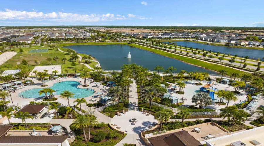KISSIMMEE, Florida 34747, 5 Bedrooms Bedrooms, ,4 BathroomsBathrooms,Residential,For Sale,CAREY PALM,0,MFRO6352447