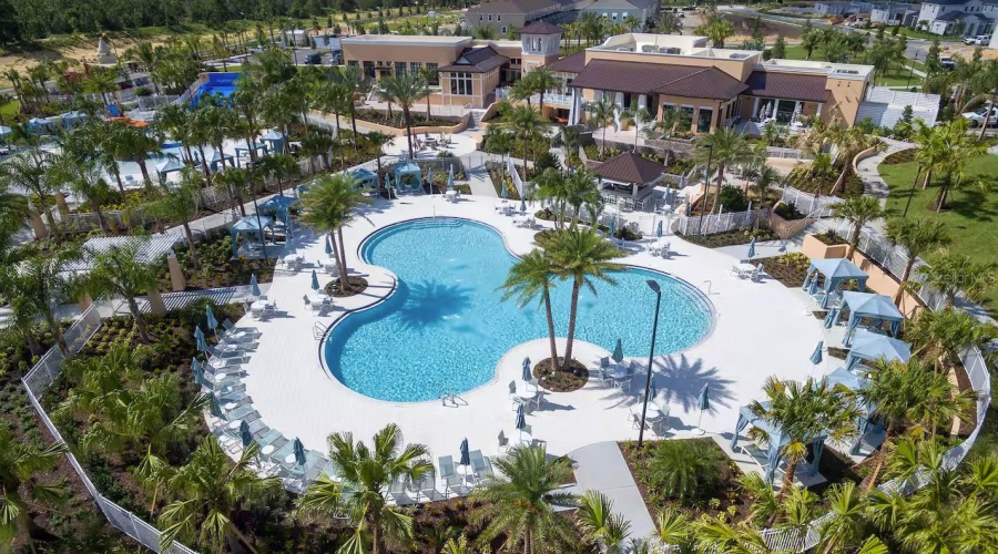 KISSIMMEE, Florida 34747, 5 Bedrooms Bedrooms, ,4 BathroomsBathrooms,Residential,For Sale,CAREY PALM,0,MFRO6352447