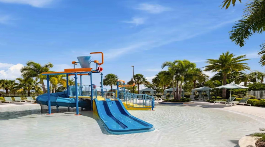 KISSIMMEE, Florida 34747, 5 Bedrooms Bedrooms, ,4 BathroomsBathrooms,Residential,For Sale,CAREY PALM,0,MFRO6352447