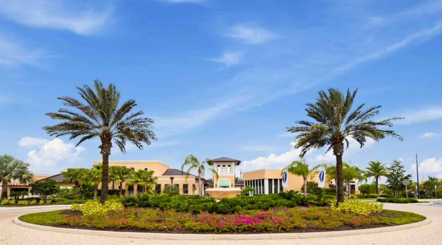 KISSIMMEE, Florida 34747, 5 Bedrooms Bedrooms, ,4 BathroomsBathrooms,Residential,For Sale,CAREY PALM,0,MFRO6352447
