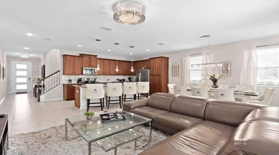 KISSIMMEE, Florida 34747, 5 Bedrooms Bedrooms, ,4 BathroomsBathrooms,Residential,For Sale,CAREY PALM,0,MFRO6352447