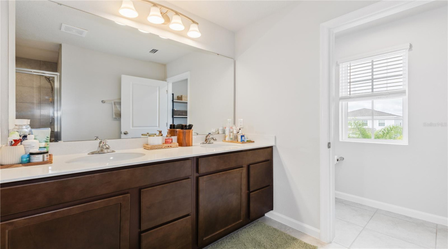 DAVENPORT, Florida 33837, 3 Bedrooms Bedrooms, ,2 BathroomsBathrooms,Residential,For Sale,ORCHID,0,MFRO6352541