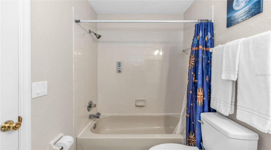 DAVENPORT, Florida 33897, 4 Bedrooms Bedrooms, ,3 BathroomsBathrooms,Residential,For Sale,CALABRIA,0,MFRO6352419