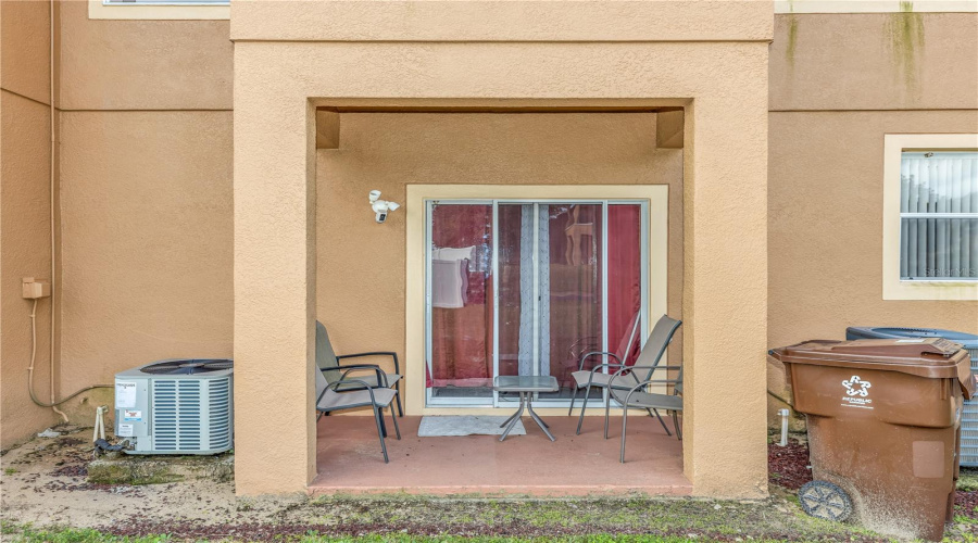 DAVENPORT, Florida 33897, 4 Bedrooms Bedrooms, ,3 BathroomsBathrooms,Residential,For Sale,CALABRIA,0,MFRO6352419