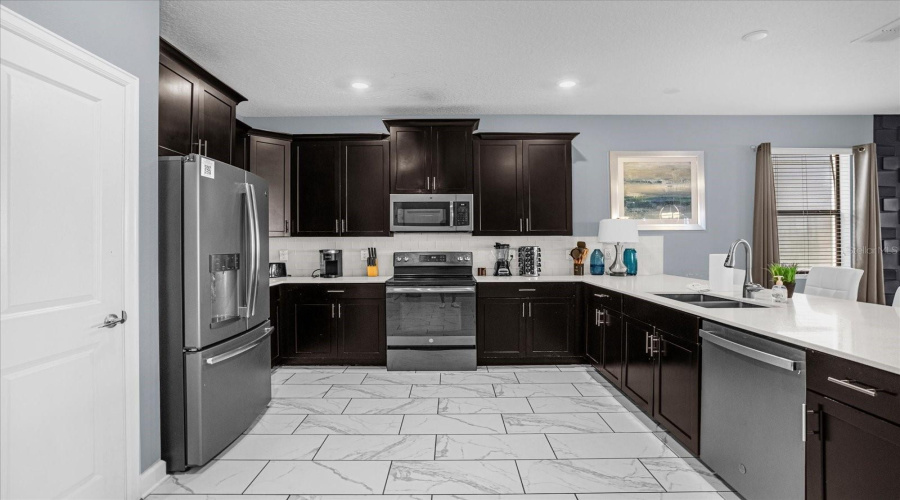 KISSIMMEE, Florida 34746, 8 Bedrooms Bedrooms, ,5 BathroomsBathrooms,Residential,For Sale,FABLE,0,MFRO6309835