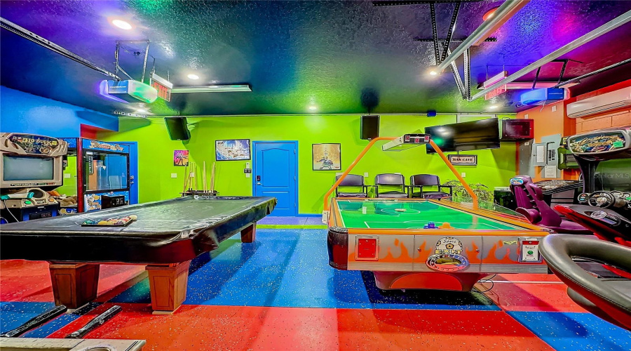 KISSIMMEE, Florida 34746, 15 Bedrooms Bedrooms, ,15 BathroomsBathrooms,Residential,For Sale,SHANTI,0,MFRO6352870