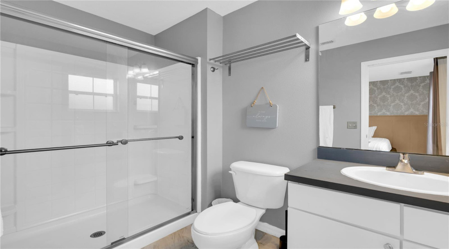 KISSIMMEE, Florida 34746, 3 Bedrooms Bedrooms, ,2 BathroomsBathrooms,Residential,For Sale,VERO BEACH,0,MFRO6354176
