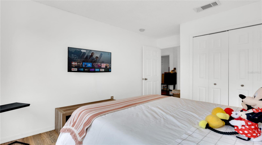 KISSIMMEE, Florida 34746, 3 Bedrooms Bedrooms, ,2 BathroomsBathrooms,Residential,For Sale,VERO BEACH,0,MFRO6354176