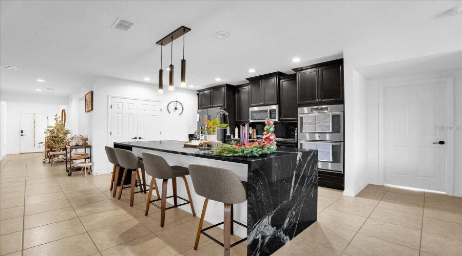 KISSIMMEE, Florida 34746, 4 Bedrooms Bedrooms, ,2 BathroomsBathrooms,Residential,For Sale,KINGFISHER,0,MFRO6354378