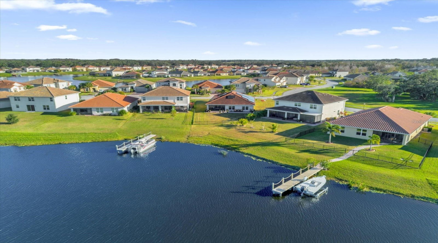KISSIMMEE, Florida 34746, 4 Bedrooms Bedrooms, ,2 BathroomsBathrooms,Residential,For Sale,KINGFISHER,0,MFRO6354378