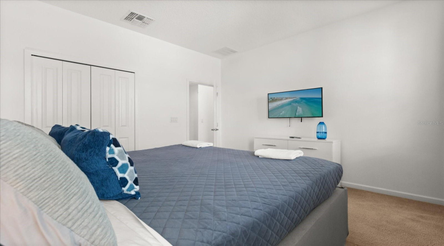 KISSIMMEE, Florida 34746, 8 Bedrooms Bedrooms, ,5 BathroomsBathrooms,Residential,For Sale,CABELLO,0,MFRO6262706