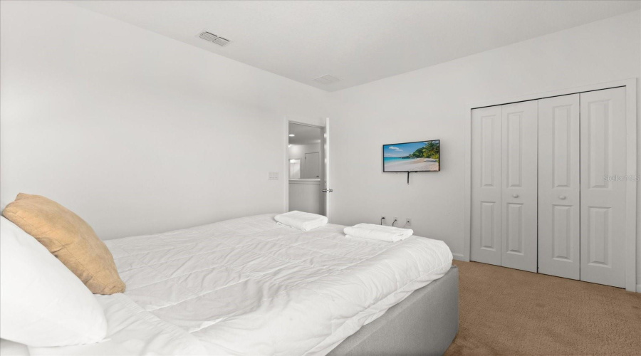 KISSIMMEE, Florida 34746, 8 Bedrooms Bedrooms, ,5 BathroomsBathrooms,Residential,For Sale,CABELLO,0,MFRO6262706