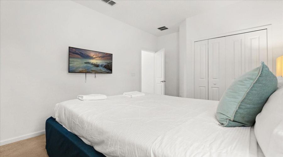 KISSIMMEE, Florida 34746, 8 Bedrooms Bedrooms, ,5 BathroomsBathrooms,Residential,For Sale,CABELLO,0,MFRO6262706