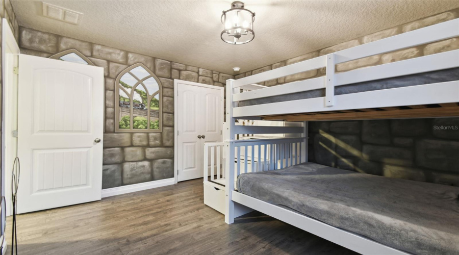 DAVENPORT, Florida 33837, 6 Bedrooms Bedrooms, ,4 BathroomsBathrooms,Residential,For Sale,OAKBOURNE,0,MFRS5136966