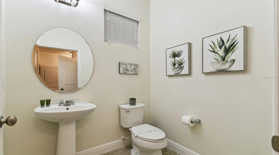 DAVENPORT, Florida 33837, 6 Bedrooms Bedrooms, ,4 BathroomsBathrooms,Residential,For Sale,OAKBOURNE,0,MFRS5136966