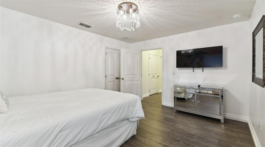 DAVENPORT, Florida 33837, 6 Bedrooms Bedrooms, ,4 BathroomsBathrooms,Residential,For Sale,OAKBOURNE,0,MFRS5136966