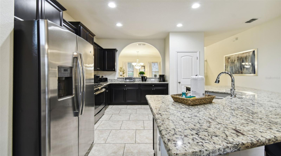 DAVENPORT, Florida 33837, 6 Bedrooms Bedrooms, ,4 BathroomsBathrooms,Residential,For Sale,OAKBOURNE,0,MFRS5136966