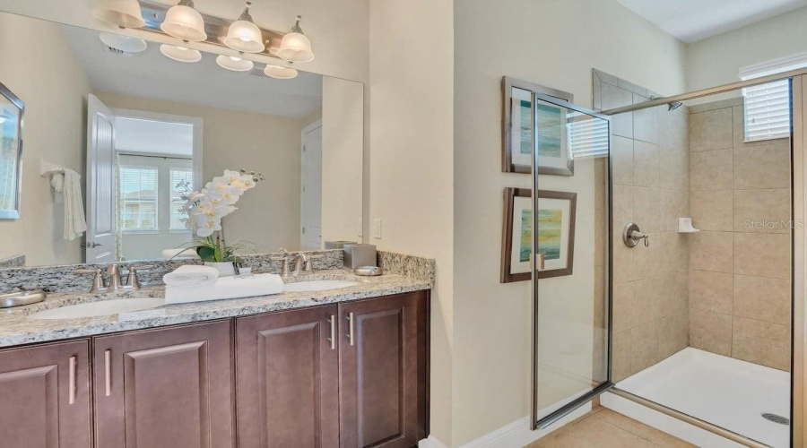 KISSIMMEE, Florida 34747, 8 Bedrooms Bedrooms, ,7 BathroomsBathrooms,Residential,For Sale,NOVI,0,MFRO6352865