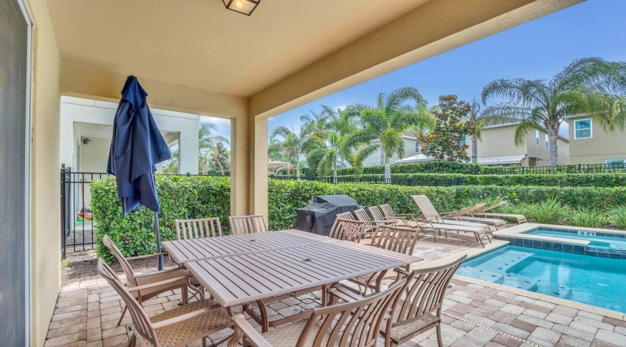 KISSIMMEE, Florida 34747, 8 Bedrooms Bedrooms, ,7 BathroomsBathrooms,Residential,For Sale,NOVI,0,MFRO6352865
