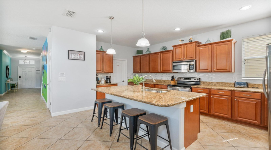 KISSIMMEE, Florida 34747, 5 Bedrooms Bedrooms, ,5 BathroomsBathrooms,Residential,For Sale,SUGAR PALM,0,MFRO6353313