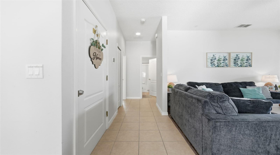 DAVENPORT, Florida 33896, 4 Bedrooms Bedrooms, ,3 BathroomsBathrooms,Residential,For Sale,SUSSEX,0,MFRO6354453