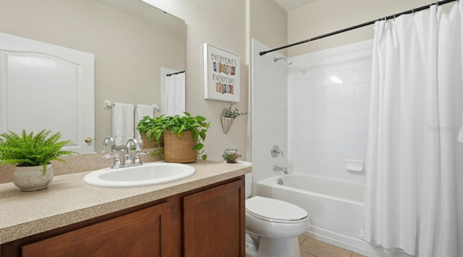 DAVENPORT, Florida 33896, 4 Bedrooms Bedrooms, ,3 BathroomsBathrooms,Residential,For Sale,SUSSEX,0,MFRO6354453