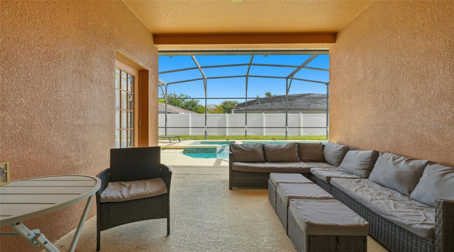 DAVENPORT, Florida 33896, 4 Bedrooms Bedrooms, ,3 BathroomsBathrooms,Residential,For Sale,SUSSEX,0,MFRO6354453