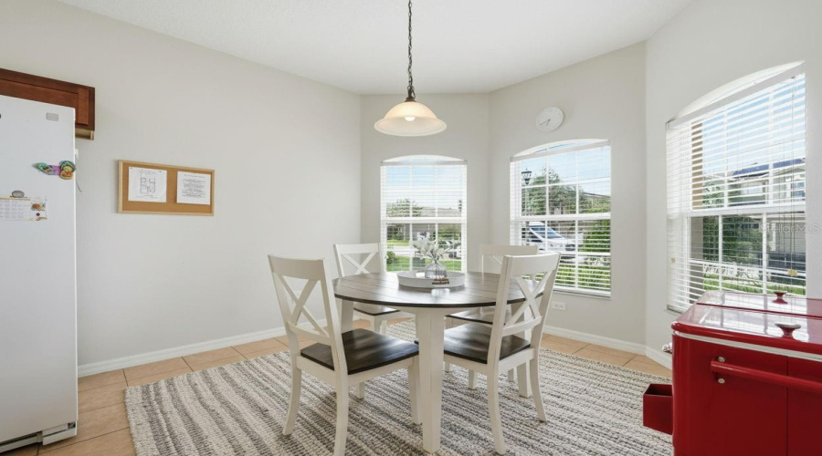DAVENPORT, Florida 33896, 4 Bedrooms Bedrooms, ,3 BathroomsBathrooms,Residential,For Sale,SUSSEX,0,MFRO6354453