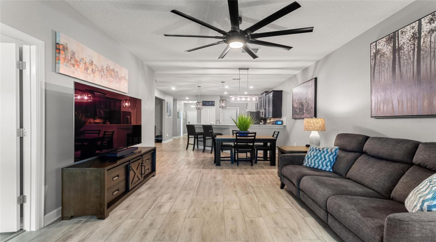 DAVENPORT, Florida 33896, 2 Bedrooms Bedrooms, ,2 BathroomsBathrooms,Residential,For Sale,BLACKWOLF RUN,0,MFRS5137021