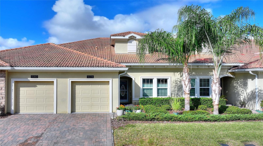 DAVENPORT, Florida 33896, 2 Bedrooms Bedrooms, ,2 BathroomsBathrooms,Residential,For Sale,BLACKWOLF RUN,0,MFRS5137021