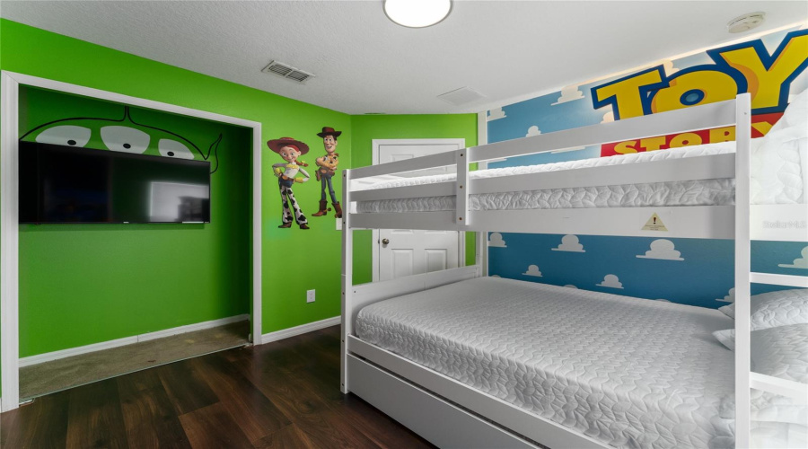 KISSIMMEE, Florida 34746, 4 Bedrooms Bedrooms, ,2 BathroomsBathrooms,Residential,For Sale,TOURMALINE,0,MFRO6354562