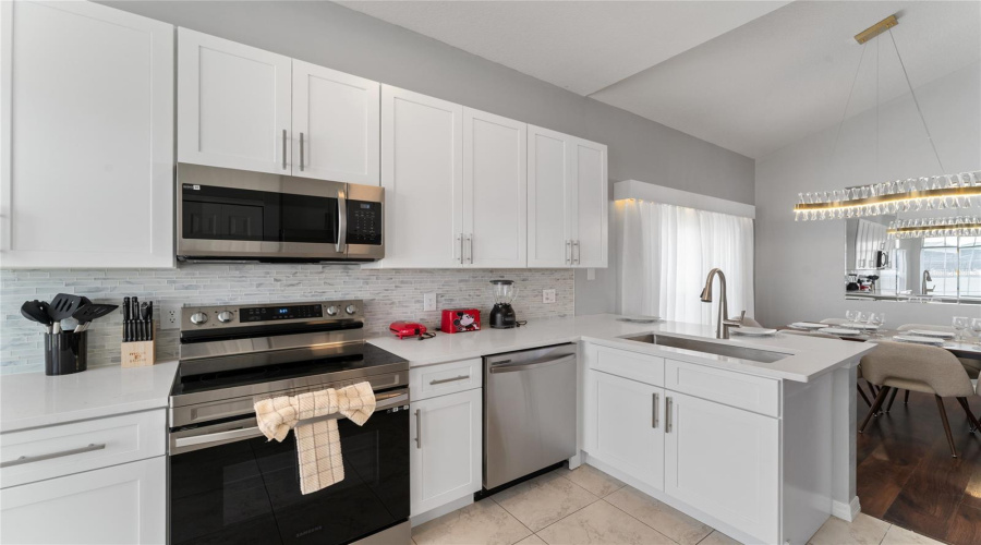 KISSIMMEE, Florida 34746, 4 Bedrooms Bedrooms, ,2 BathroomsBathrooms,Residential,For Sale,TOURMALINE,0,MFRO6354562