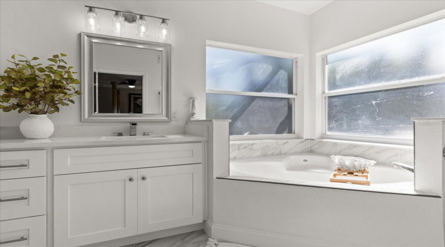 Primary Ensuite Bath